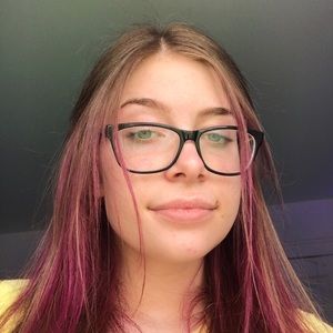 Meet your Posher, Gabby